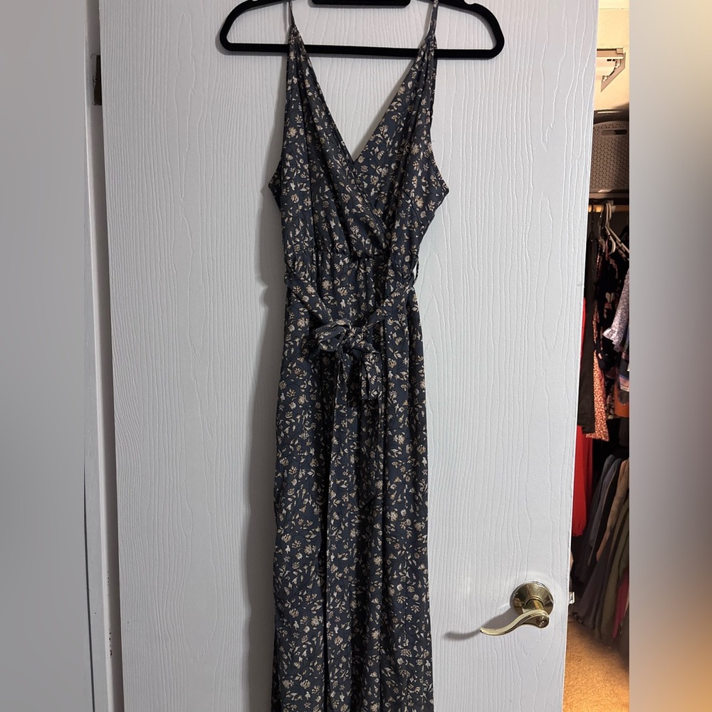 Floral V-Neck Sleeveless Maxi Dress - Navy